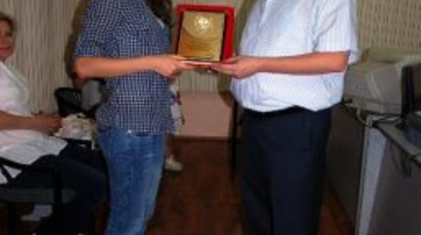 Başarılı Kursiyerler &Ouml;d&uuml;llendirildi