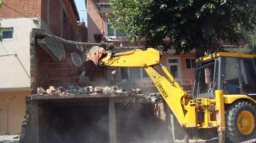 İzmit Belediyesi Kent Estetiğine &Ouml;nem Veriyor