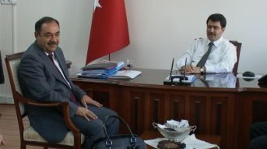 Mhp İl Teşkilatı Vali Vasip Şahin&rsquo;i Ziyaret Etti