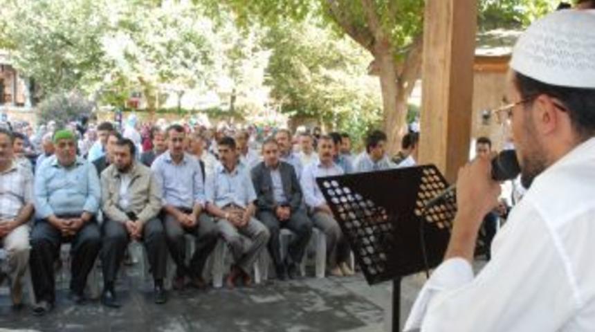 Camiler Ve Din G&ouml;revlileri Haftası Kutlanıyor