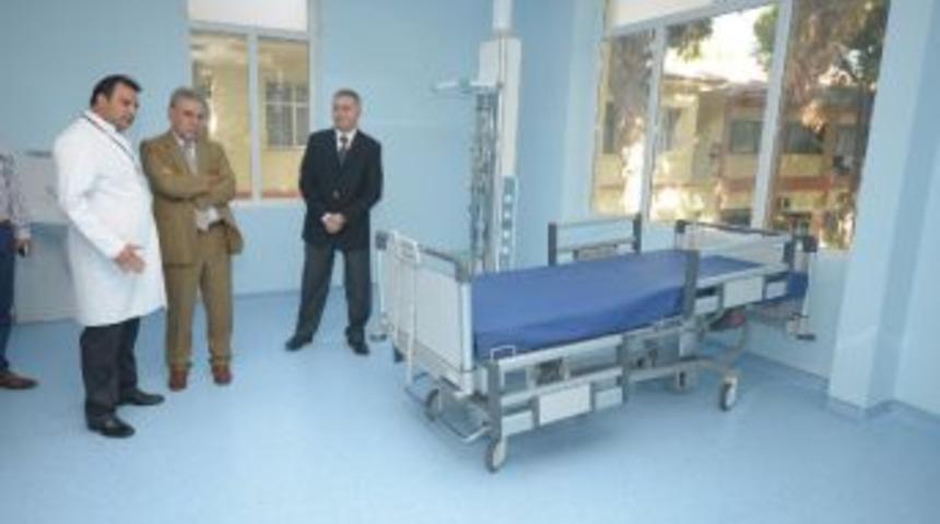 Eşrefpaşa Hastanesi B&uuml;y&uuml;meye Devam Ediyor