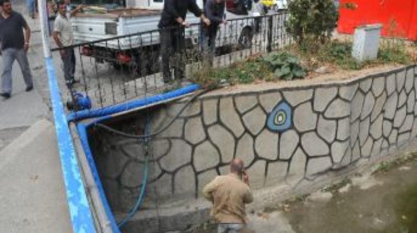 Ak&ccedil;akoca'da Bozulan Vana Su Kesintisine Neden Oldu