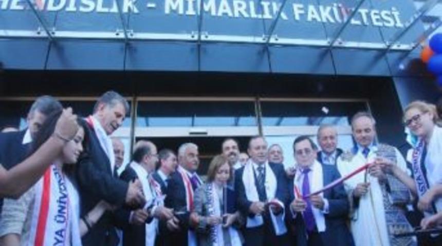 Avrasya &Uuml;niversitesi, Erdoğan Bayraktar M&uuml;hendislik Ve Mimarlık Fak&uuml;ltesi Hizmete Girdi