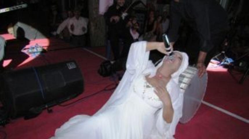 Birgi, Akart&uuml;rk Ve &Ccedil;andar İle T&uuml;rk&uuml;lere Doydu