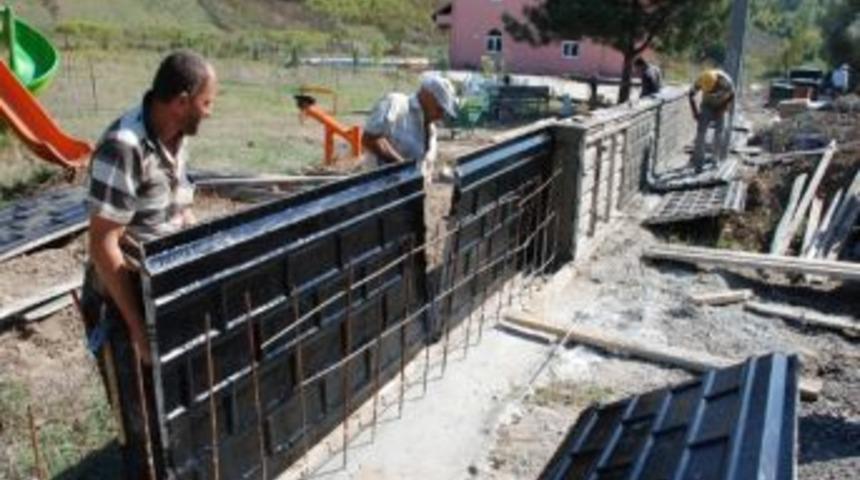 M&uuml;ft&uuml; Keskin&rsquo;den Başkan G&uuml;lşen&rsquo;e Ziyaret