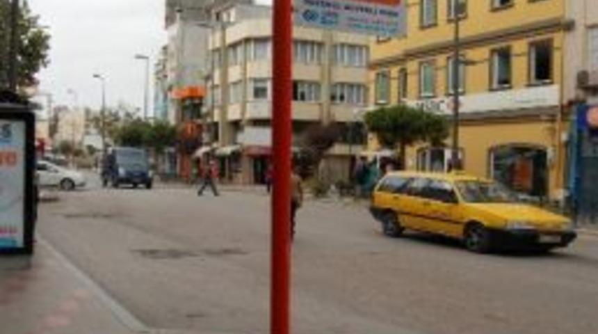 Bandırma Caddeleri &Uuml;cretli Otopark Oldu