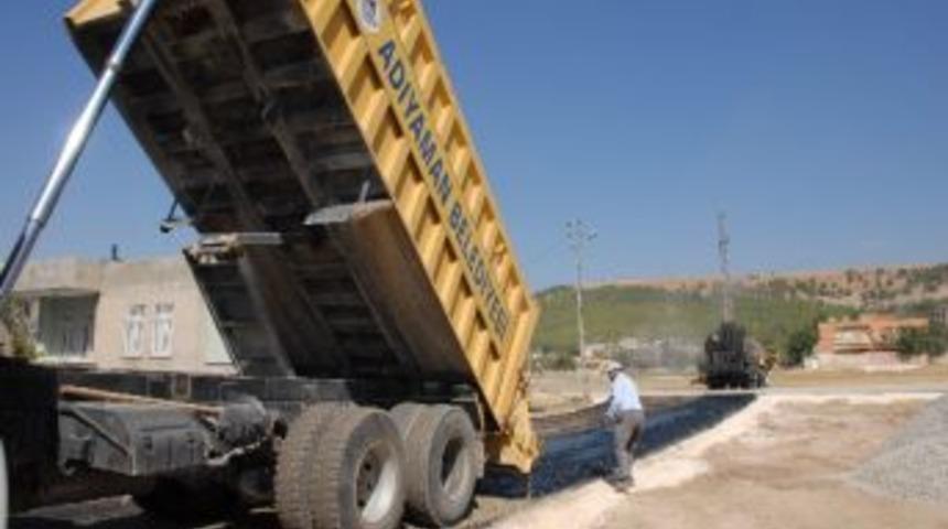 Cumhuriyet Mahallesi'nde Sokaklar Asfaltlanıyor