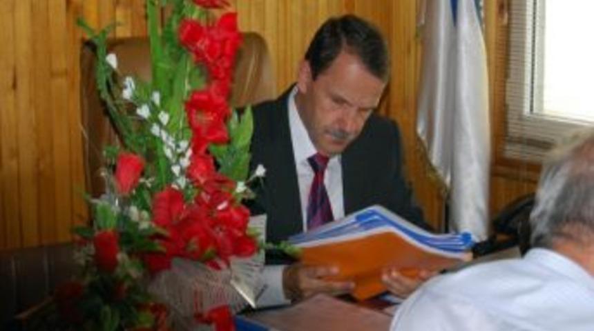 100 G&uuml;n Sonra Yeniden Makamına Oturdu