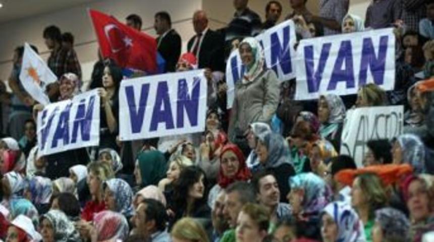 Ak Parti&rsquo;nin 4. B&uuml;y&uuml;k Olağan Kongresi