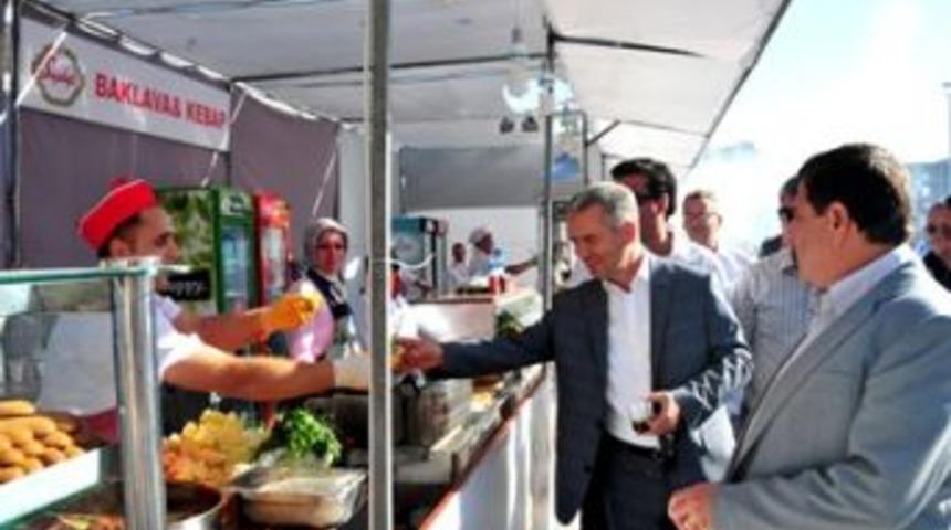 Beylikd&uuml;z&uuml;&rsquo;nde Gaziantep Şenliği
