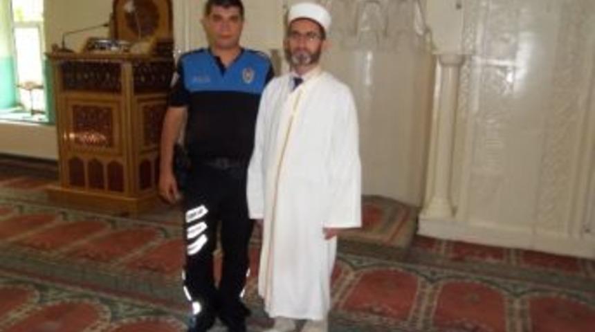 Toplum Destekli Polisler Camileri Ziyaret Etti