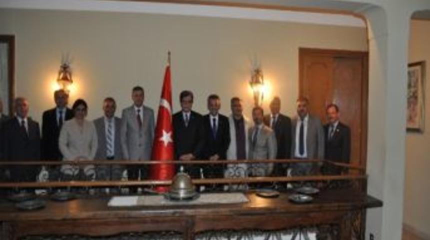 Manisalı Heyet İtalya&rsquo;dan D&ouml;nd&uuml;