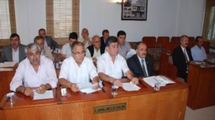 Hocalar Toplantı Salonu İstiyor