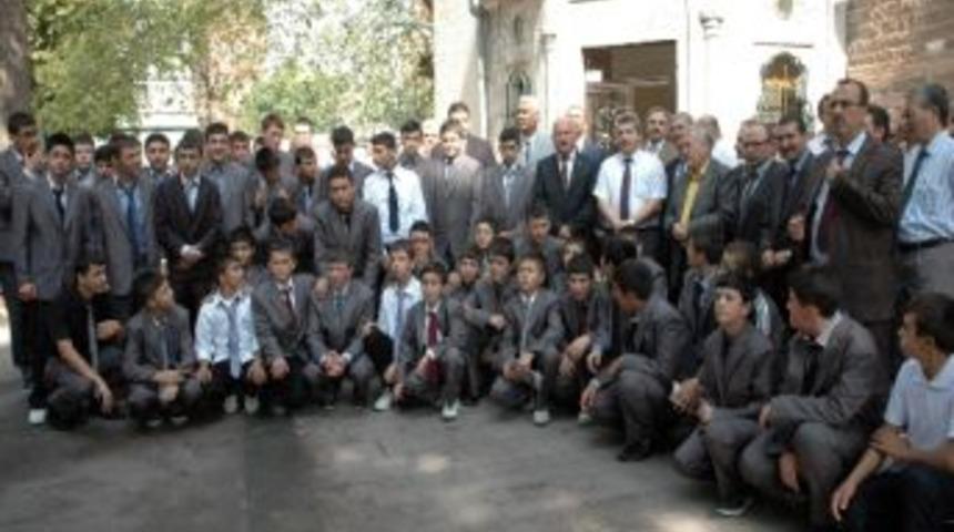 Camiler Ve Din G&ouml;revlileri Haftası Kutlanıyor