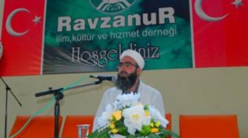 Osmancık'ta Kur&rsquo;an okunarak şehitler  anıldı