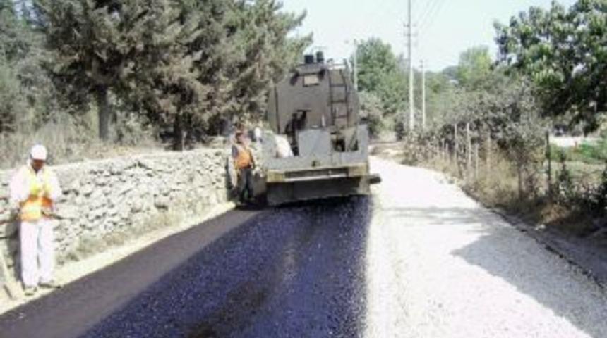 Balıkesir'de K&ouml;y Yolları Asfalt &Ccedil;alışmaları Tamamlandı
