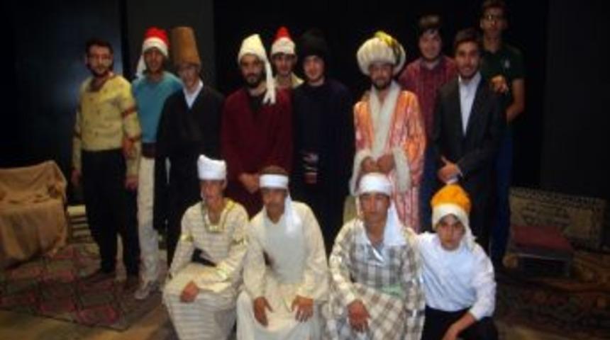 Osmancık'ta 'umudun G&ouml;zyaşı' Adlı Oyun Sahnelendi