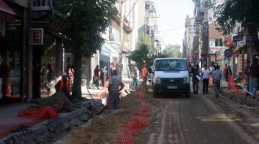 Aydem Aydın&rsquo;ın Elektrik Alt Yapısını G&uuml;&ccedil;lendiriyor