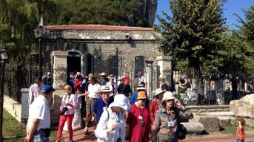Amasra M&uuml;zesine Ziyaret&ccedil;i Akını