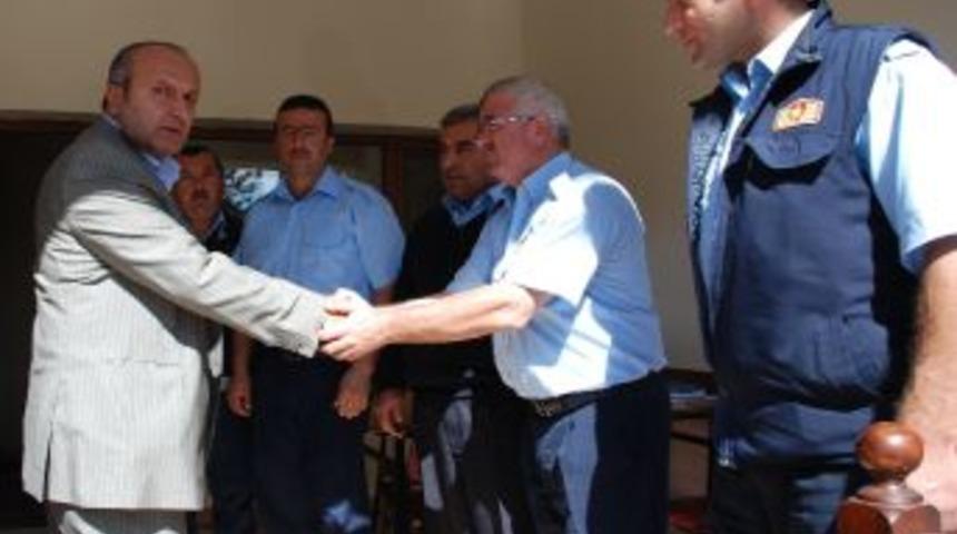 Arslan, İtfaiye Erlerini Ziyaret Etti
