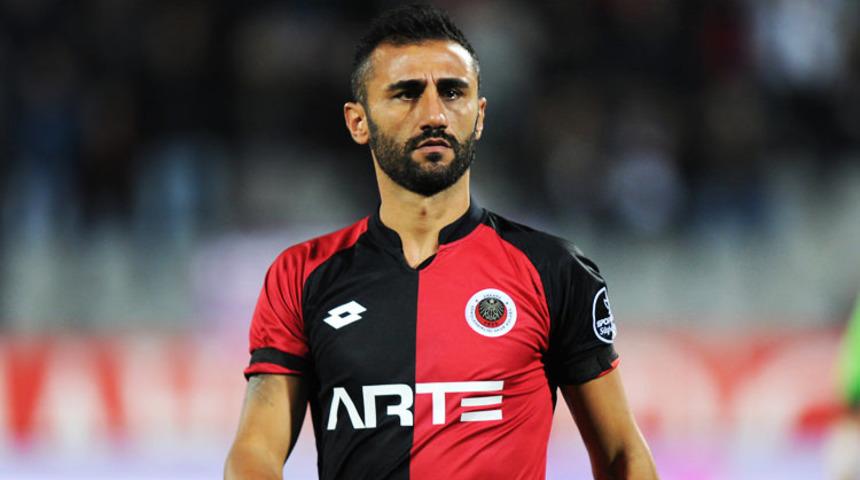 Menemenspor Selçuk Şahin'e teklif yaptı