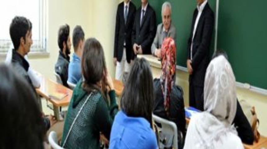 Erzurum Teknik &Uuml;niversitesi&rsquo;nde İlk Ders Heyecanı