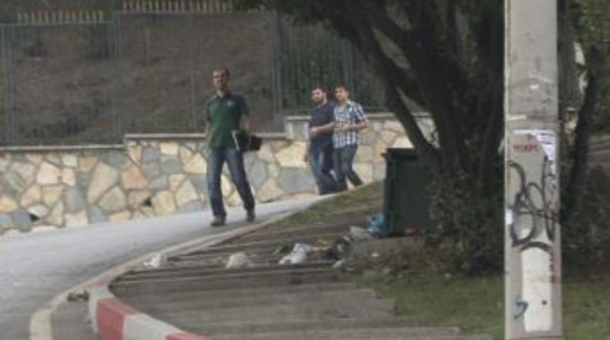 Ş&uuml;pheli Paketten &ldquo;&ccedil;&ouml;p&rdquo; &Ccedil;ıktı