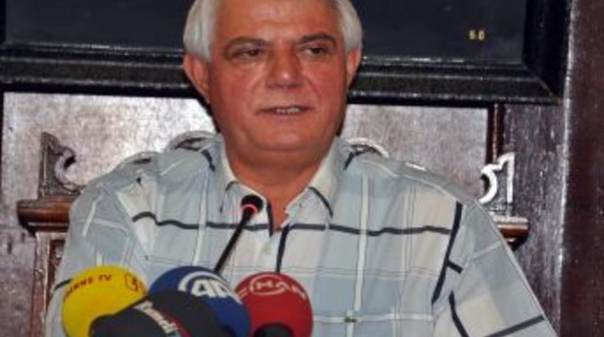 Başkan Sedef&ccedil;i, Hanefi Avcı'dan Kazandığı Tazminatı Edirnespor'a Bağışladı