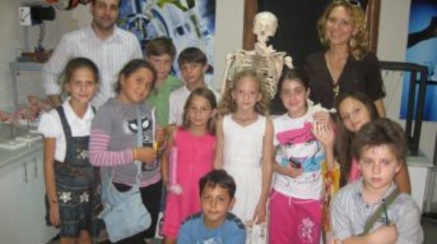 Urlalı &Ccedil;ocuklar Deneme Ve Bilim Merkezi&rsquo;ni &Ccedil;ok Beğendi