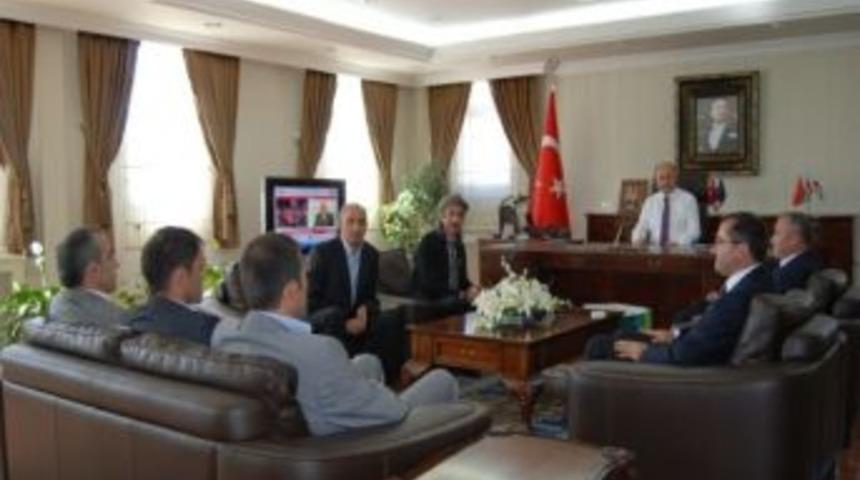 Vali Azizoğlu&rsquo;na Hayırlı Olsun Ziyaretleri S&uuml;r&uuml;yor