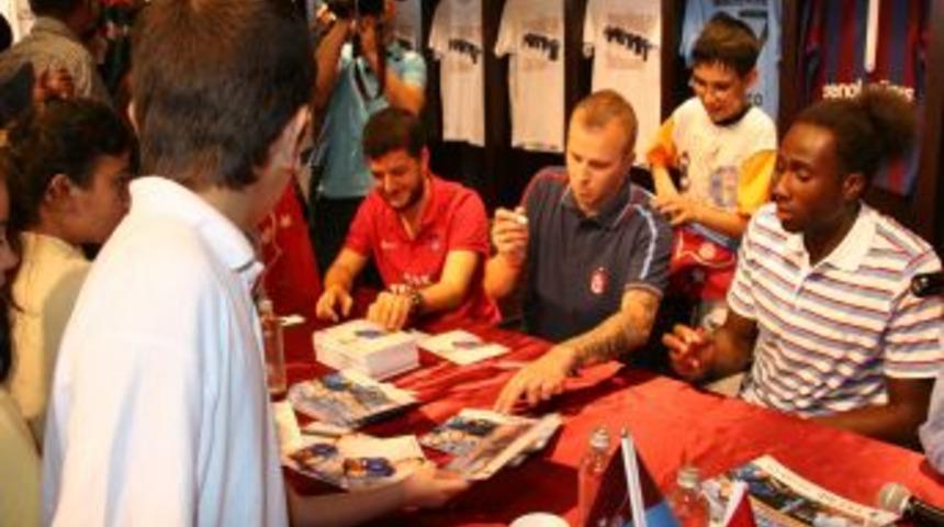 Trabzonsporlu Futbolcular, Taraftarlardan Destek Istedi