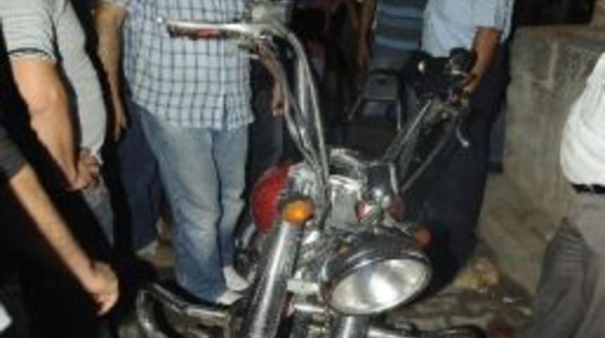 20 Yaşındaki Acil Tıp Teknisyeninin Sır &Ouml;l&uuml;m&uuml;