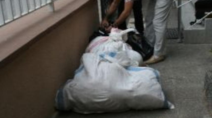 Tarsus&rsquo;ta Ka&ccedil;ak Sigara Ve T&uuml;t&uuml;n Operasyonu