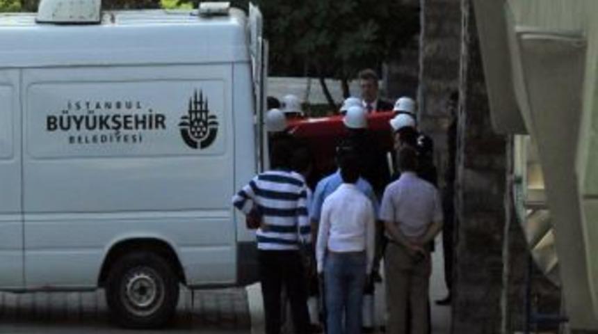 &Ouml;zal'ın Naaşı Adli Tıp'ta