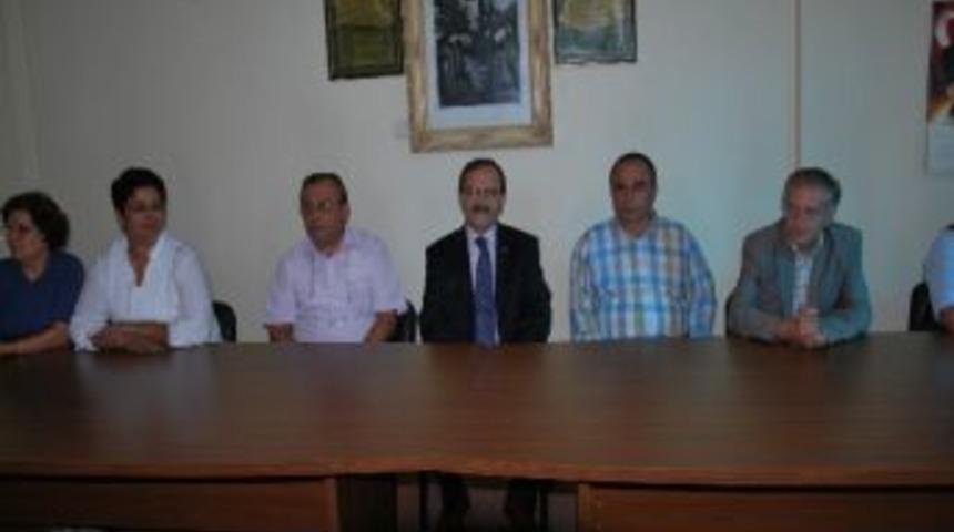 Ak Parti&rsquo;li Belediye Başkanından Chp&rsquo;ye Ziyaret