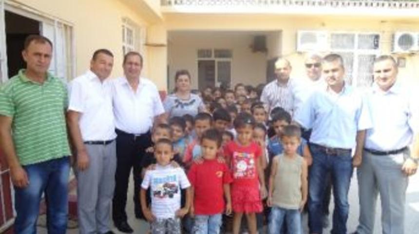 Silifke Ticaret Ve Sanayi Odası 800 &Ouml;ğrenciye Kırtasiye Yardımı Yaptı