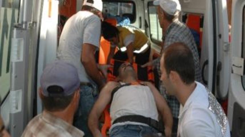 İkinci Kattan D&uuml;şen İnşaat İş&ccedil;isi Yaralandı