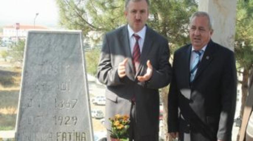 Keşan'ın İlk Kaymakamı Ve Belediye Başkanı Olan Raşit Efendi, &Ouml;l&uuml;m&uuml;n&uuml;n 83. Yılında Anıldı
