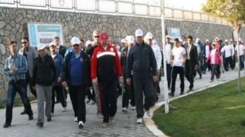 Van&rsquo;da &lsquo;ne Otirisiz, Haydi Y&uuml;r&uuml;yağ&rsquo; Y&uuml;r&uuml;y&uuml;ş&uuml;