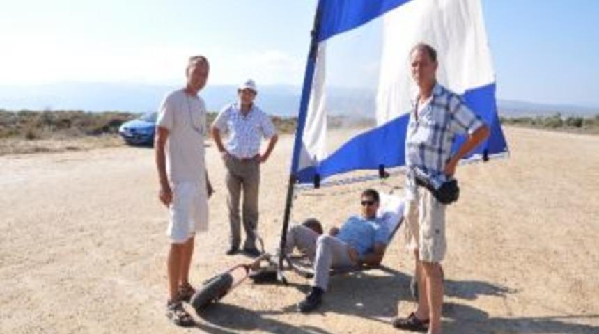 Yabancı İki Arkadaşın "blokart" Merakı Başarıyla Sonu&ccedil;landı