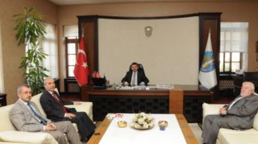 İl M&uuml;ft&uuml; V. Kılı&ccedil;&rsquo;tan Başkan K&uuml;lc&uuml;&rsquo;ye ziyaret