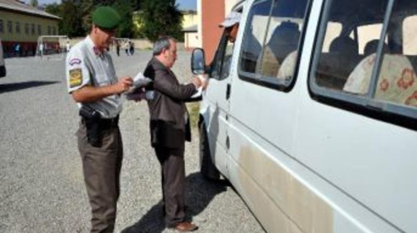 Okul Servis Ara&ccedil;ları Denetlendi