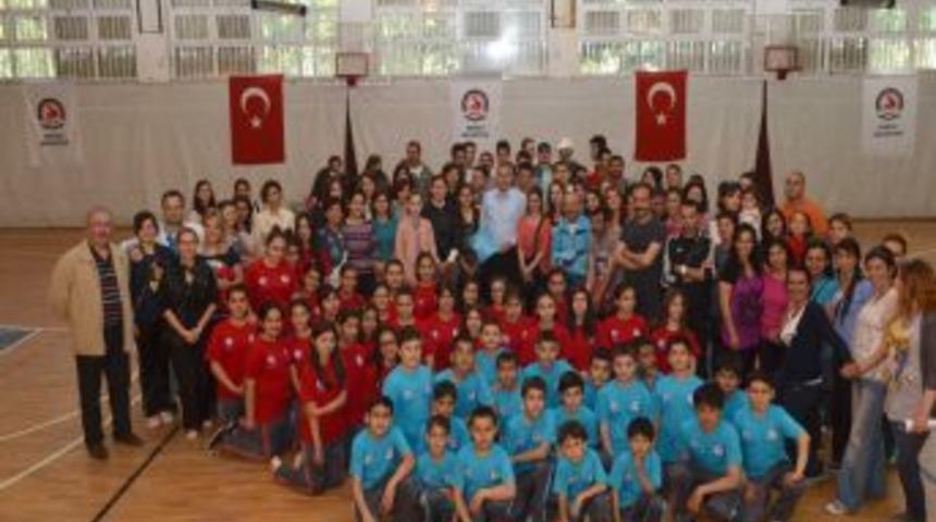 Denizli'de &Uuml;cretsiz Halk Dansları Kursuna Kayıtlar Başladı