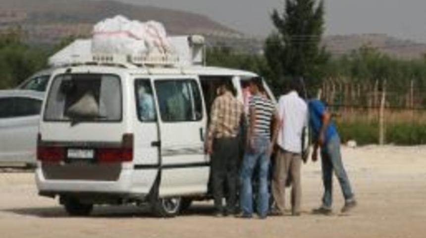 &Ouml;lmemek İ&ccedil;in Esad'ın Zulm&uuml;nden Ka&ccedil;ıyorlar