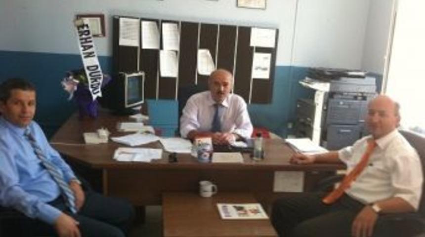 İl&ccedil;e Milli Eğitim M&uuml;d&uuml;r&uuml; Dereli&rsquo;den Okullara Ziyaret