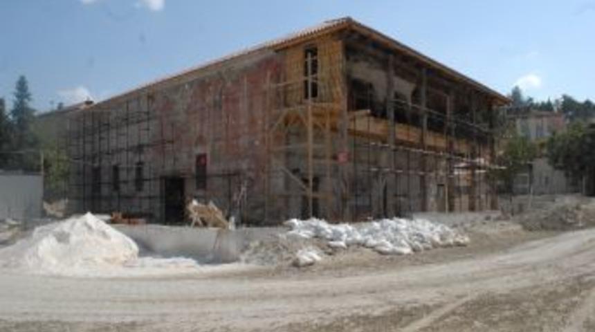 Kavaklı Rum Kilisesi Restorasyon &Ccedil;alışmaları Devam Ediyor