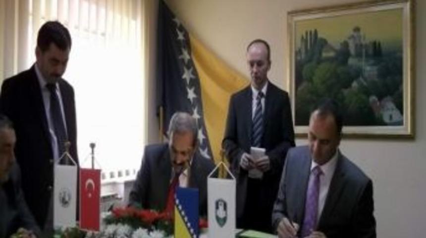 Sivas Belediyesi&rsquo;nden Gradaca&ccedil; Belediyesi&rsquo;ne 500 Bin Avro