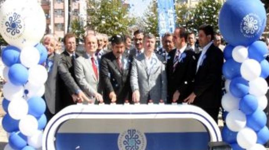 Sel&ccedil;uklu&rsquo;da Spor Salonlarının Temeli Atıldı