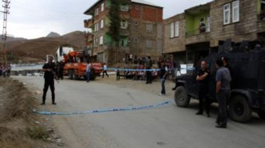 78 yaşındaki adamı sokakta infaz ettiler