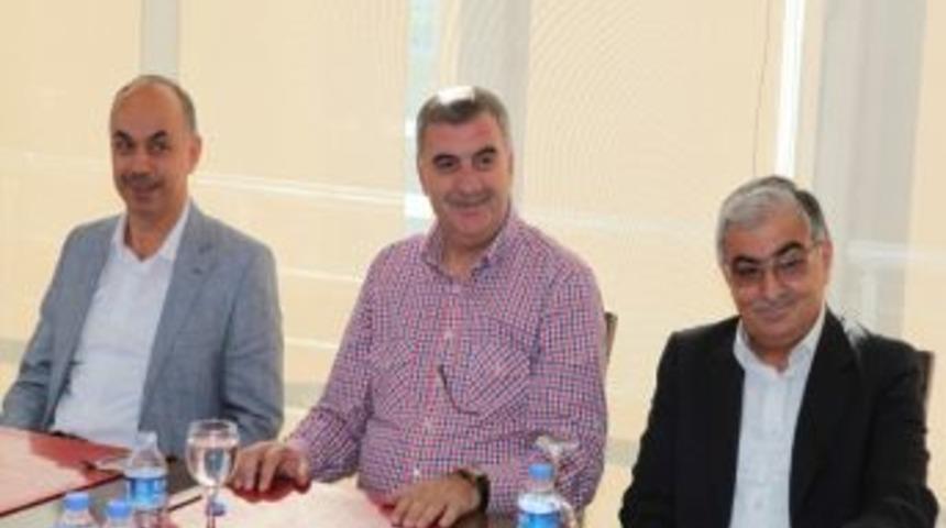 Başkan To&ccedil;oğlu Samob Esnafıyla Bir Araya Geldi